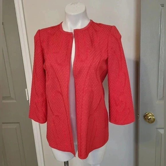 Misook Textured 3/4-Sleeve Career Wear Contemporary Chic Jacket in Sorbet(S) - Picture 2 of 10